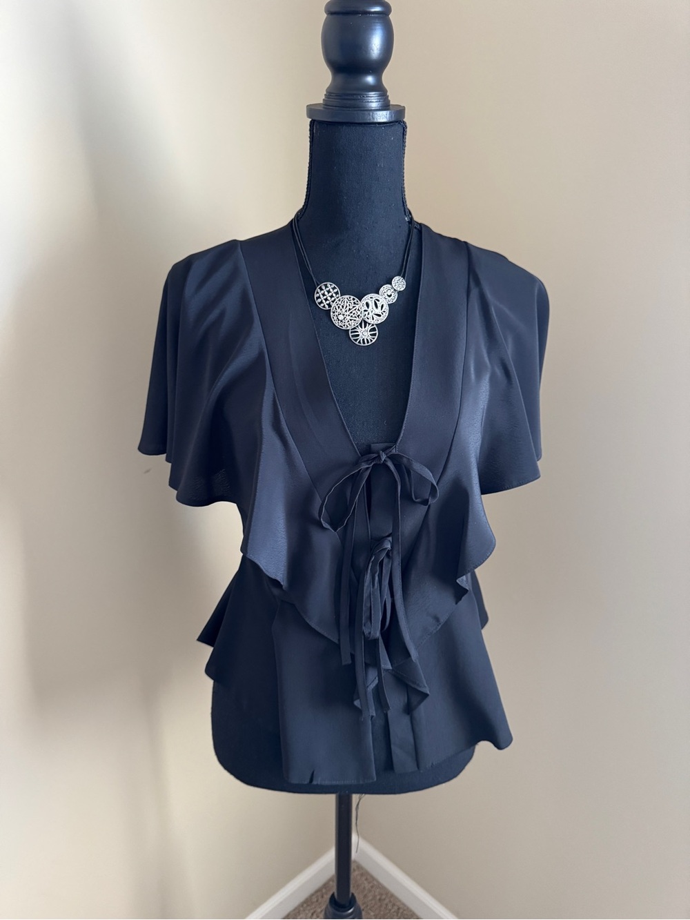 TopShop Black Tie-Front Women's Top